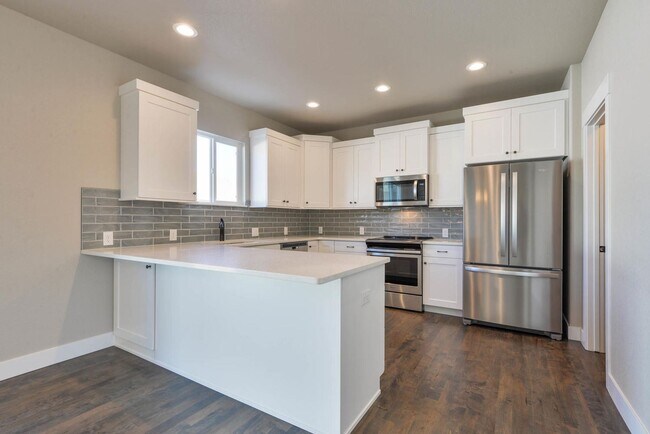 Photo - 3 br, 2.5 bath House - 1640 Tundra Ave