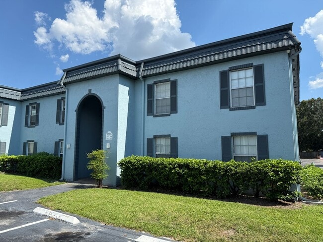 Building Photo - 5218 Curry Ford Rd Unit 214 Rental