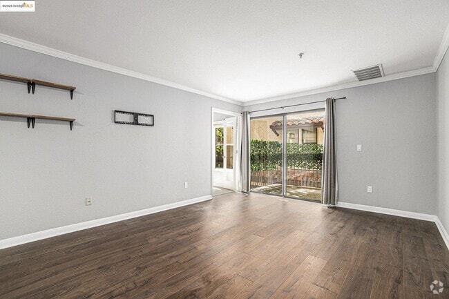 Building Photo - 1122 S Villa Way Rental