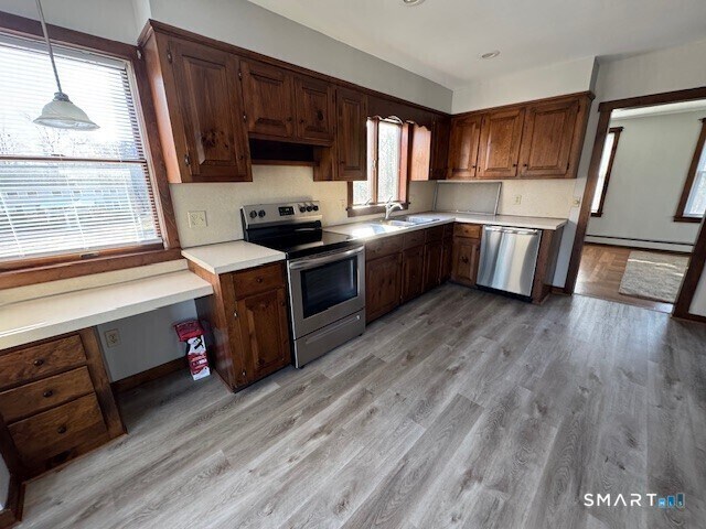 Photo - 18 Cleveland St