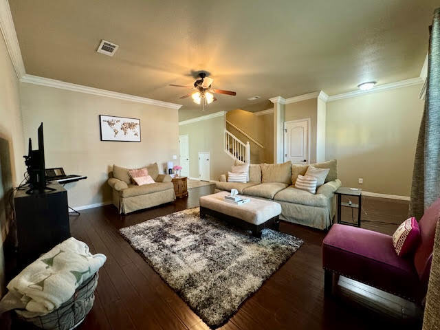 Photo - 592 N Longfellow Ln