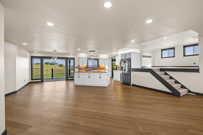 Photo - 2477 Coker Butte Rd