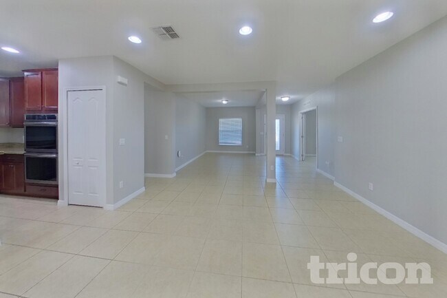 15320 Scorpio St