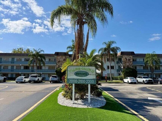 2000 Springdale Blvd Unidad 102