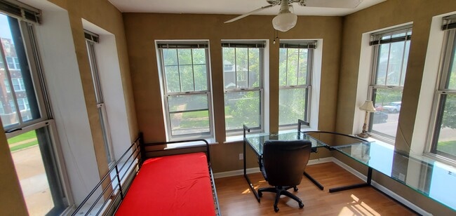 Photo - 5803 Waterman Blvd Unit 2E