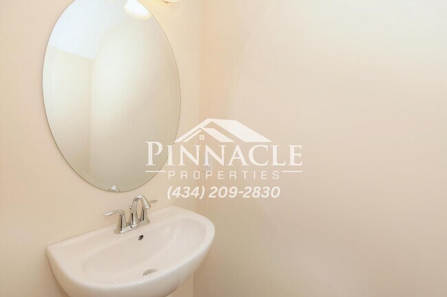 Photo - 586 Leesville Rd