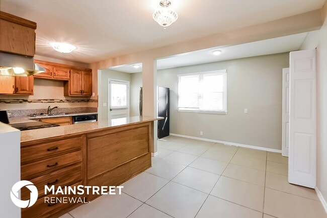 Photo - 705 W Marcia Ave