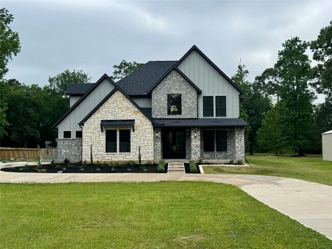 Photo - 40915 Friartuck Dr