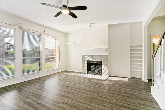 Photo - 4149 Creekmeadow Dr