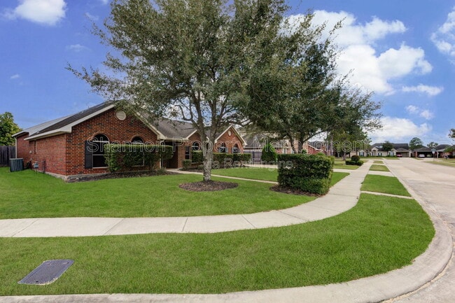 Photo - 3403 Kerr Ln