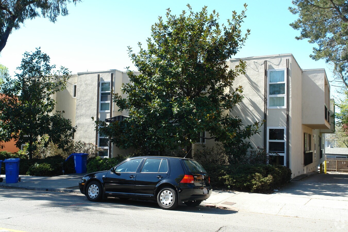 Photo - 1636 Martin Luther King Jr Way Apartments