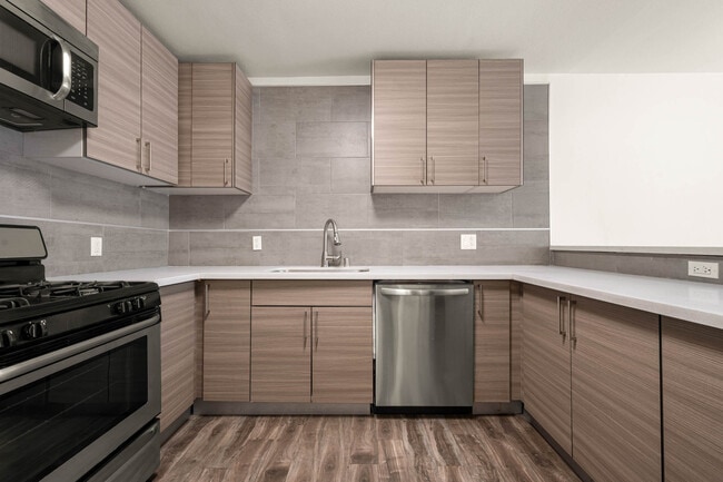 Photo - Lafayette Place