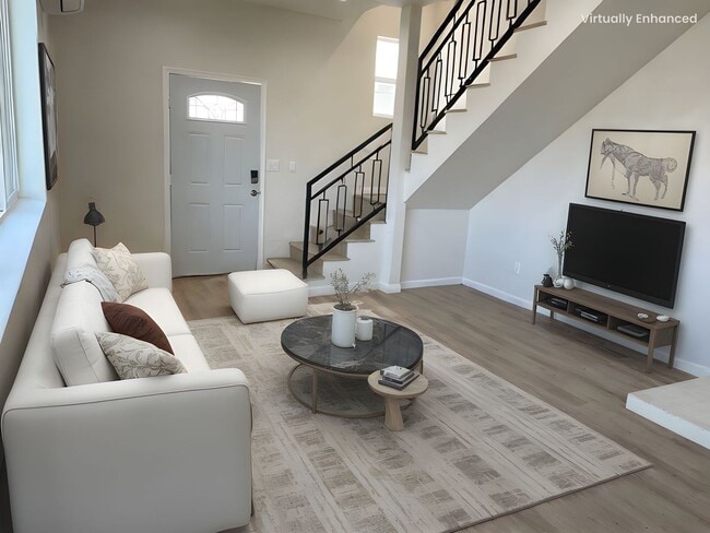 Photo - 1 Month Free! Luxury 4 Bedroom Home in Echo Park!