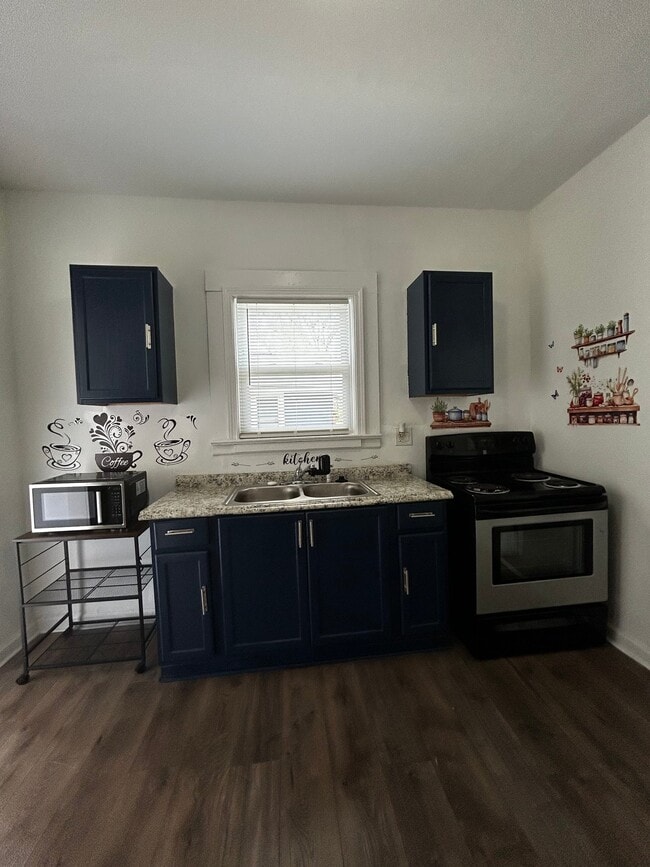 Photo - 2809 7th St SW