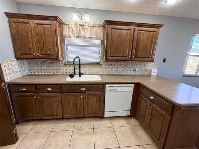 Photo - 33 Peterson Dr