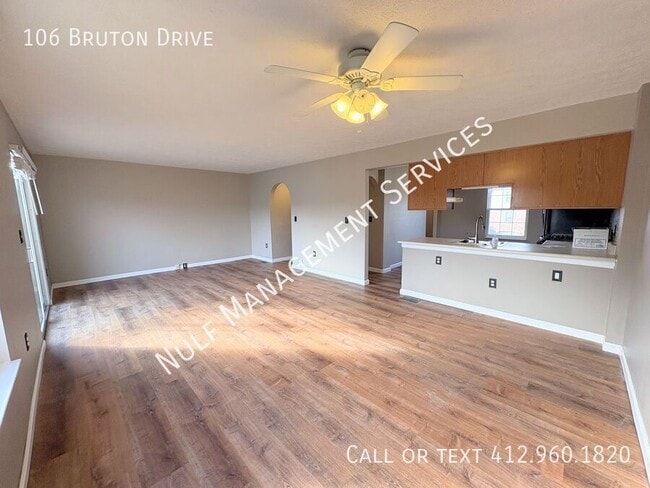 Photo - 106 Bruton Dr