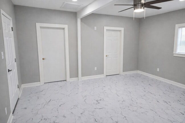 Photo - 7142 Avenue K