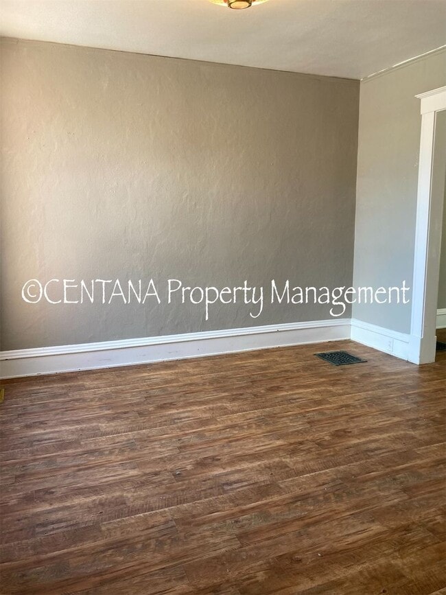 Photo - 214-214 S Excelsior Ave Unit 210