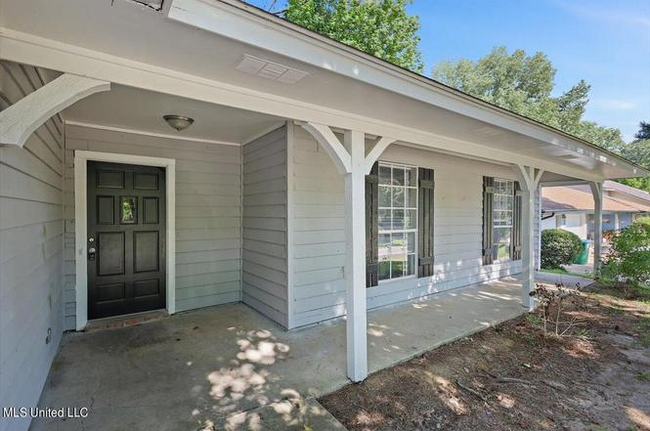 Building Photo - 2128-1000 Oaks Dr Rental