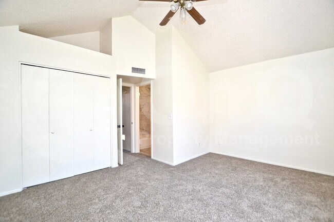 Photo - 4601 N 102nd Ave