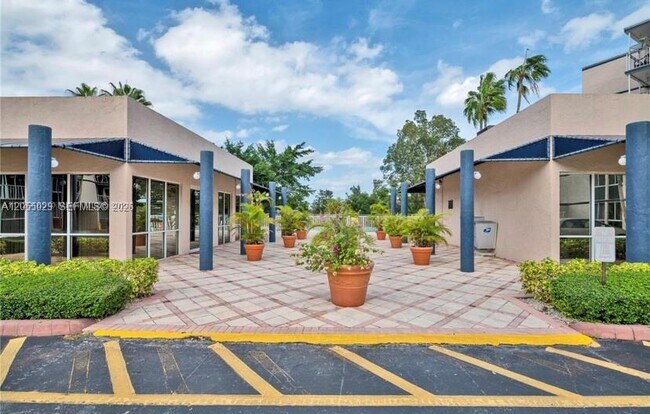 Photo - 7165 NW 186th St Unit A301