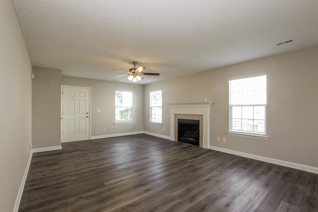 Photo - 2127 Pleasant Dale Dr