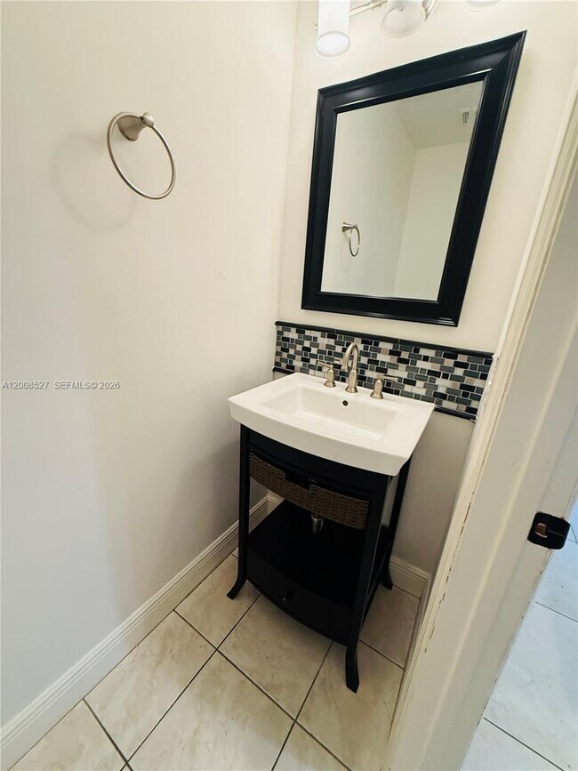 Photo - 117 NW 106th Ave