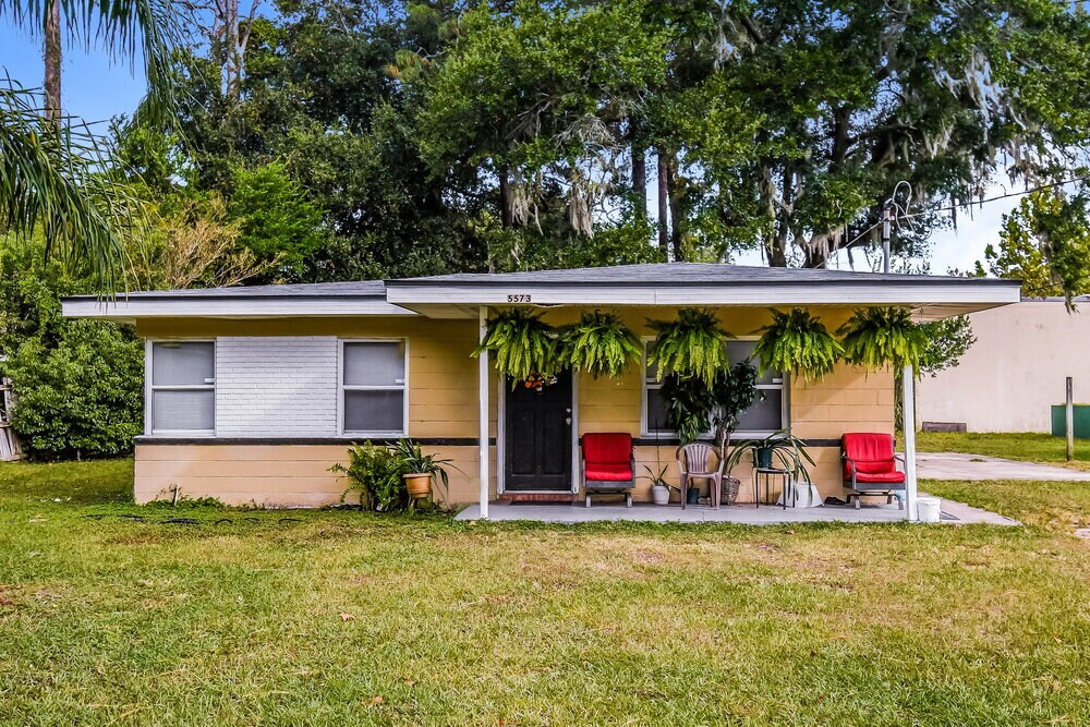 Photo - 5573 Windermere Dr