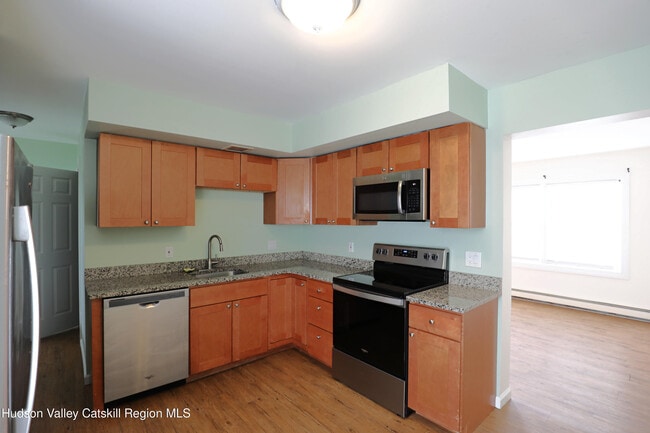 Photo - 87 Delaware St