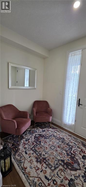Photo - 1156 Swan St