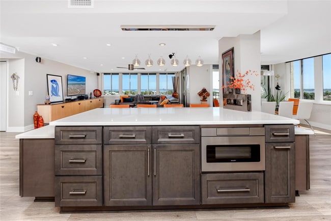 Photo - 736 Island Way Unidad 602