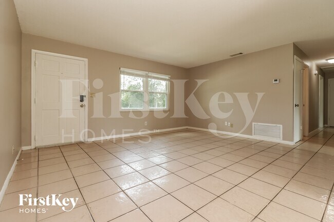 Photo - 315 Miami Ave