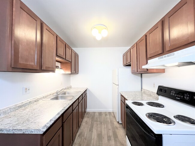 Outer Drive Manor Apartments