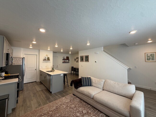 Photo - 652 N Canvasback Dr