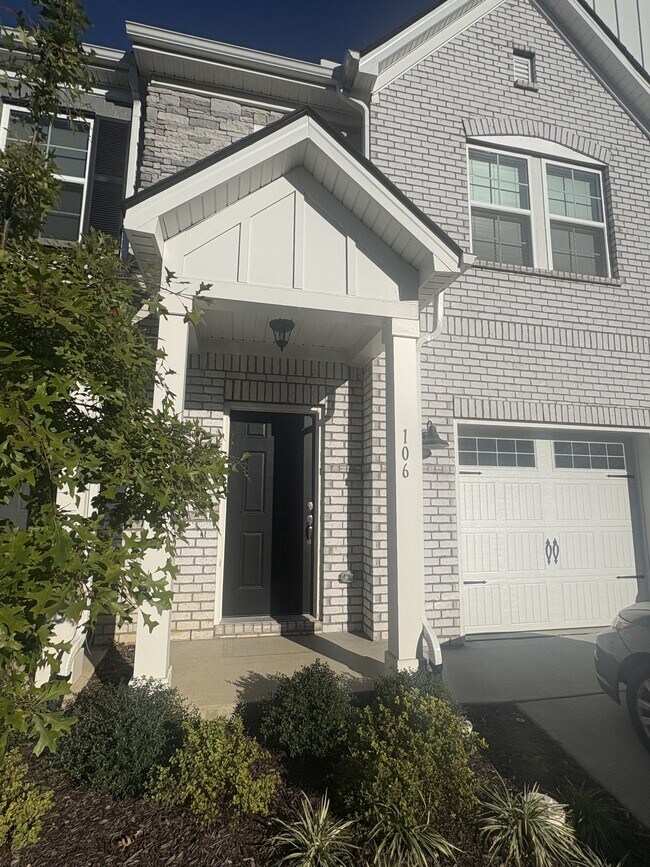 Photo - 106 Brighton Ln