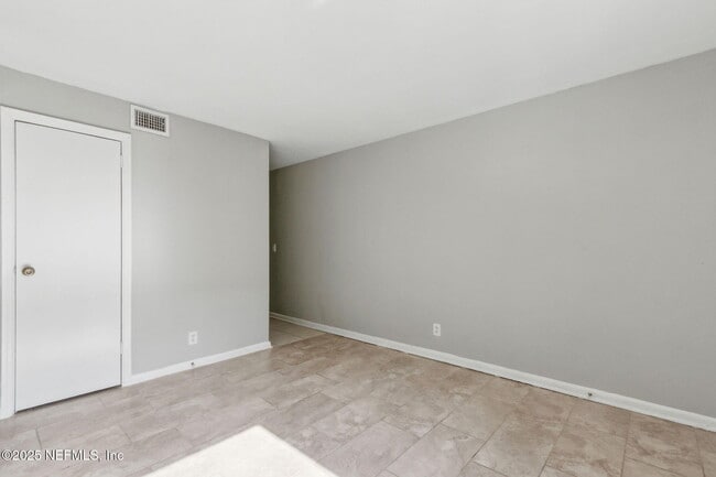 Photo - 1224 W 18th St Unit 4