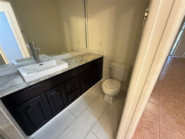 Photo - 3325 Oak Dr Unit TOWNHOUSE
