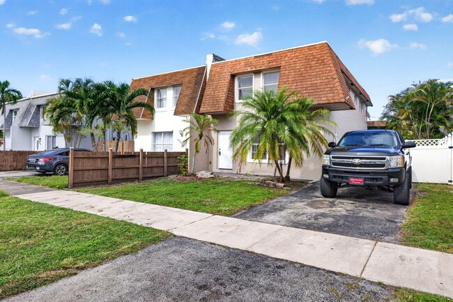 Photo - 5424 SW 44th Terrace