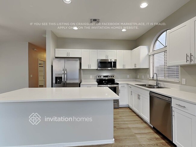 Photo - 3689 E Sundance Ave