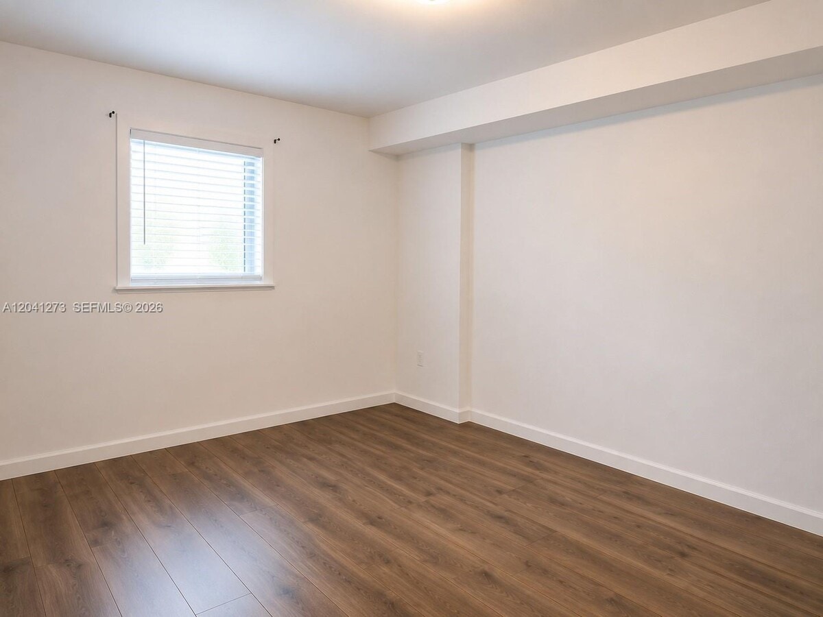 Photo - 2740 SW 28th Ter Unit 208