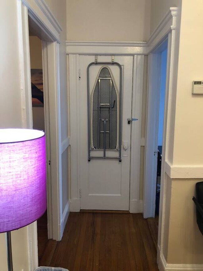 Photo - 109 Strathmore Rd Unit ID1355164P