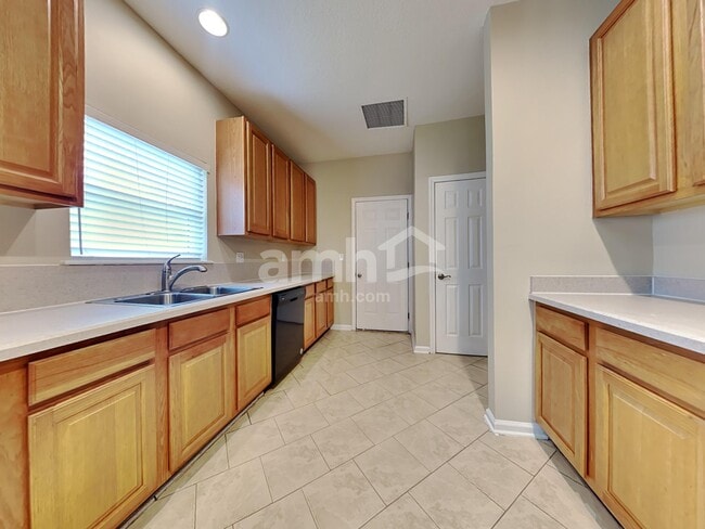 Photo - 96050 Waters Ct