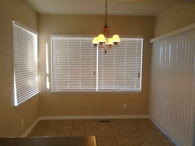 Photo - 147 S 45th Ave