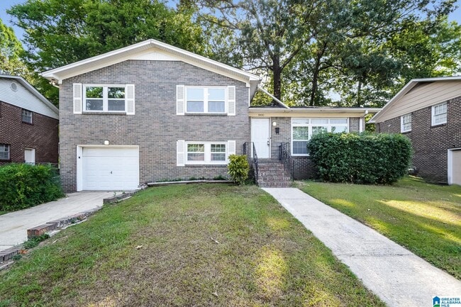 Building Photo - 2421 Etowah St