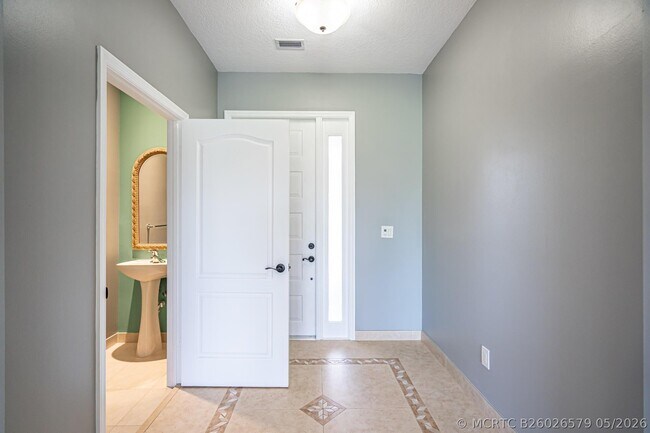Photo - 460 Rainbow Springs Terrace
