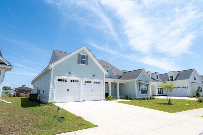 Photo - 165 Benoit Cir