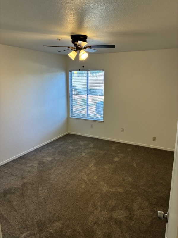 Photo - 315 N Cottonwood St