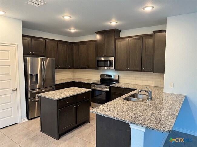 Photo - 382 Susie Dr