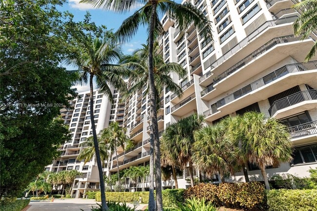 Building Photo - 540 Brickell Key Dr Unit 1120