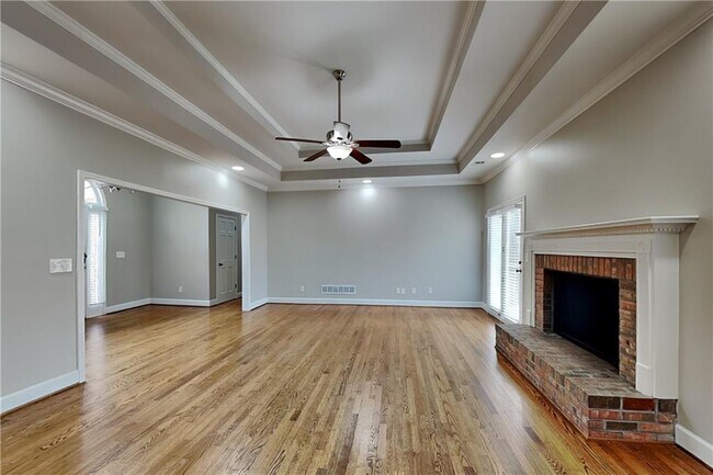 Photo - 2272 Camden Dr SW